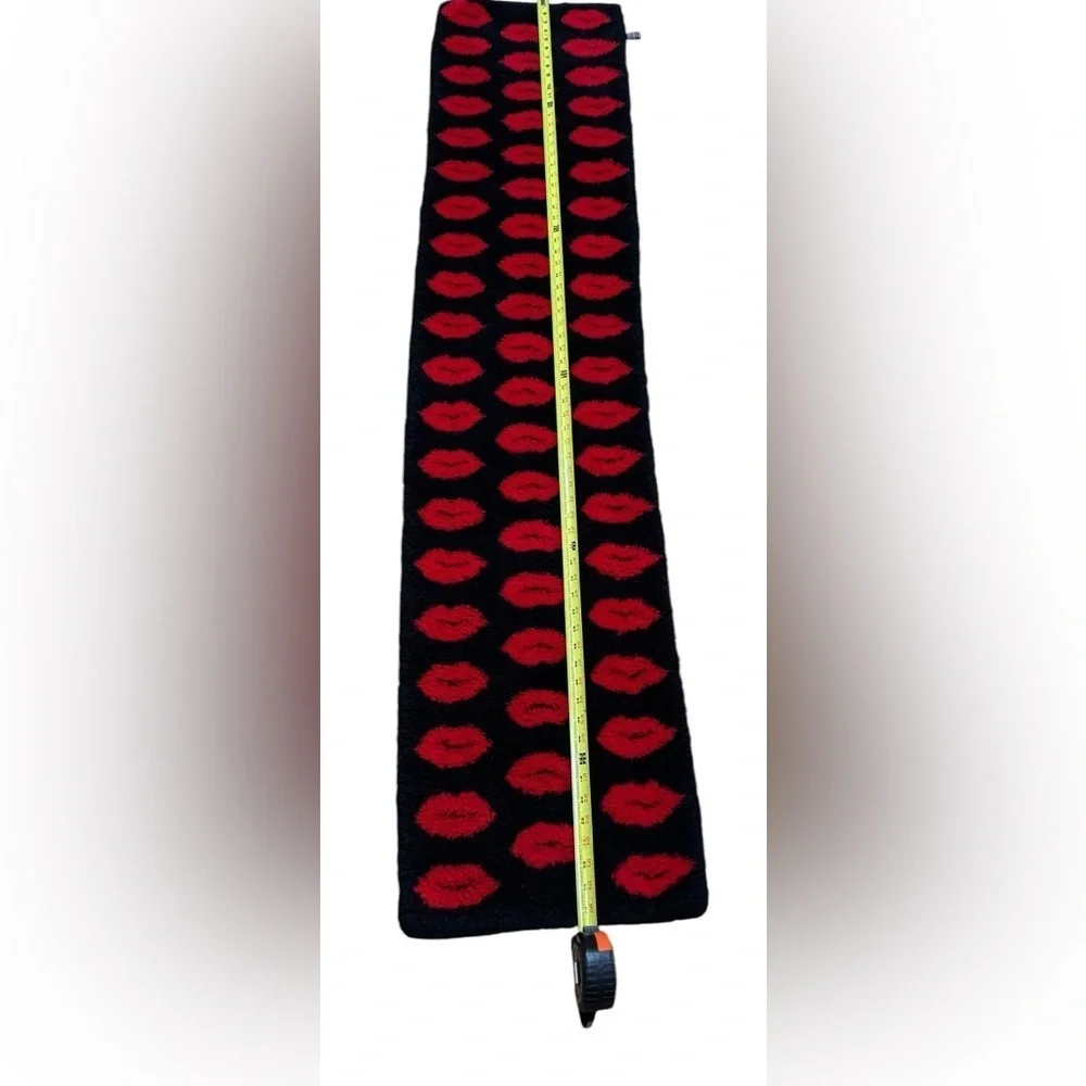 Victoria's Secret.   Black and Red Scarf